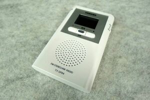 O1345 [ Toshiba AM/FM portable radio TY-SPR4] digital tuner speaker *p reset with function /60