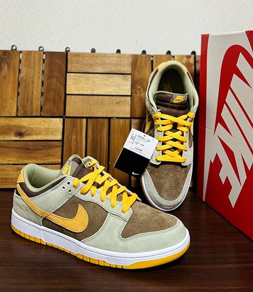 新品※ NIKE DUNK LOW SE DUSTY OLIVE 28.5cm ナイキ スニーカー