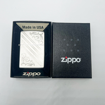 【Zippo】 ジッポ 2014年 ツタ うず模様 喫煙具 ライター アンティーク コレクション 喫煙グッズ 着火未確認 箱あり 二次流通品 【2303】_画像1