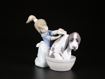 CE405 LLADRO 【リヤドロ】 磁器人形 美少女と犬 置物／美品！ｈ_画像5