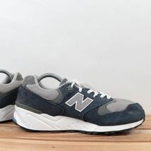 z545【999】ニューバランス US9.5 27.5cm/紺 ネイビー 灰 グレー newbalance メンズ スニーカー 中古_画像5