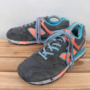 z568【574】ニューバランス US8 26.0cm/灰 グレー オレンジ 青 ブルー系 newbalance メンズ スニーカー 中古