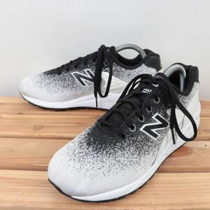 z572【580】ニューバランス US7.5 25.5cm/白 ホワイト 黒 ブラック newbalance メンズ スニーカー 中古