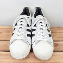 z674 アディダス スーパースター US12 30.0cm/白 ホワイト 黒 ブラック 灰 グレー adidas SUPERSTAR メンズ スニーカー 中古_画像2