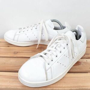 z1114 アディダス スタンスミス US9 1/2 27.5cm/白 ホワイト 灰 グレー系 adidas STAN SMITH メンズ スニーカー 中古