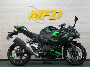 ★MFD大阪★カワサキ　Ｎｉｎｊａ　４００　2019年モデル　タンクパッド　Z　CB　MT　ツーリング　通勤　通学　スポーツ