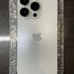 iPhone14Pro純正バックパネル筐体 部品1個シルバーの画像1