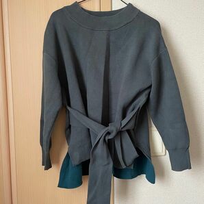 AZUL トップス　レディース服