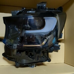 マツダ CX-60 左 LEDヘッドライト STANLEY W6076 純正部品番号 K31W-51-040F ALH付の画像1