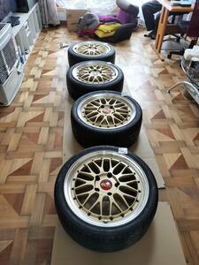 BBS LM 希少 絶版品 ポルシェ用 専用サイズ 964 991 997 996 987 カレラ ボクスター ケイマン GT2 GT3 人気のゴールド