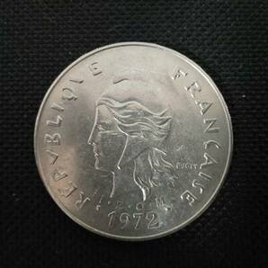 【希少】フランス領ニューカレドニア 50フラン硬貨 1972年 2310B-012 ニッケル貨 外国古銭 コイン アンティークの画像2