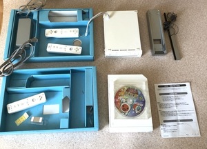 任天堂 ニンテンドー Wii 本体 2台セット 白 ホワイト リモコン3台など　ジャンク扱い　＃E409