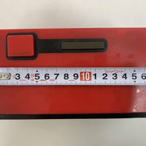 240321I パタパタ時計 セイコー SEIKO 赤 レッド レトロ 置き時計 時計 当時物 昭和 古い 電池式 動作確認済 アラーム 目覚まし時計 時計 の画像9