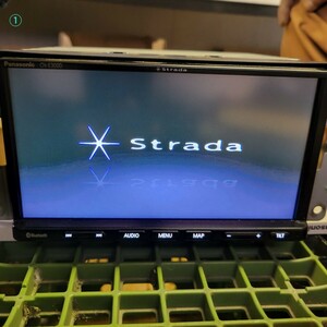 【中古品】パナソニック Strada 品番CN-E300D SSDカーナビステーション 取扱説明書有り 製造No.578072G23 Panasonic ストラーダ