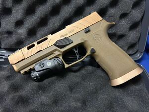 P320 Spectre Comp FDE ガスブロGBB(実物付き)