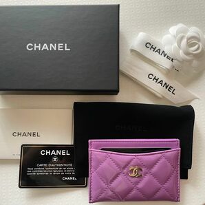 CHANEL ココマーク カードケース パテントレザー パープル 紫 エナメル 財布 ミニ財布 定期入れ 送料込み