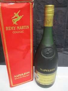 Y733/未開栓 古酒 REMY MARTIN NAPOLEON COGNAC　レミーマルタン ナポレオン コニャック ブランデー　