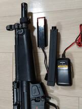 マルイ MP5J 多弾マガジン バッテリー急速充電器付 スタンダード電動ガン_画像8