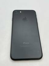 (KT060207)【爆速発送・土日発送可】iPhone 7 ブラック A1779 32GB 1円スタート アイフォン Apple 【キャリア・SoftBank】_画像4