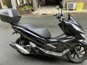 大阪　PCX 125 JF81 自賠責　純正OPリアボックス