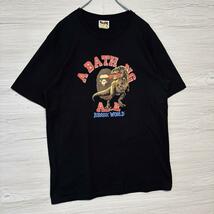 【入手困難】A BATHING APE　アベイシングエイプ　ジュラシックワールド　コラボTシャツ　XLサイズ　恐竜　ユニバ　キャラクター　人気_画像4