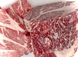 【インボイス対応】【チルフロ冷凍】ブラックアンガス肩ロースチャックアイロール　★7kgのブロック肉　ステーキ！ローストビーフに最適！