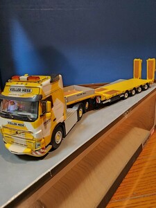 　WSI１/50 VOLVO特殊なトレーラー　テクノ　NZG　 