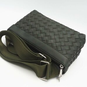 ☆安心の３大保証☆ ABランク ≪BOTTEGA VENETA ボッテガ ヴェネタ/ショルダーバッグ≫ 651938 イントレチャート カーキ レザー 送料無料の画像3