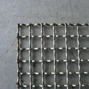 焼 網 ・１５m/m目 × 線径２．５φ ステンクリンプ金網 の画像3