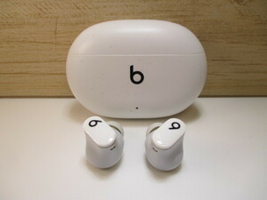 ☆Apple beets Studio Buds Bluetooth ワイヤレスヘッドセット イヤホン ホワイト(A2578)!!