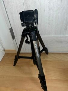 美品パナソニック ビデオカメラ用標準三脚 VW-CT45