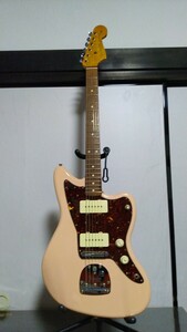 FenderFSR Classic Player Jazzmaster Special Shell Pink 2013 год производства 