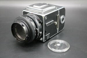 usA-562 HASSELBLAD/ハッセルブラッド 2000FC Planar T 80mm f/2.8 中判フィルムカメラ　Carl Zeiss　状態良　現状品