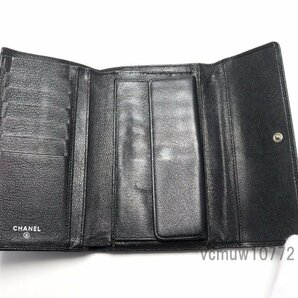 希少美中古■CHANEL 11番台 ココボタン レザー 3つ折り財布 シャネル■0321bd0124991の画像4