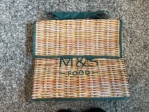 マークス&スペンサー　M & S　かご柄保冷バッグ　新品・未使用品_画像9