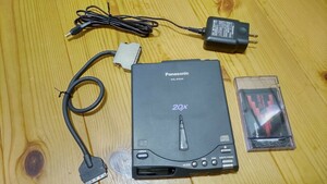 Panasonic KXL-810AN　外付けCD-ROMドライブ　プレイヤー