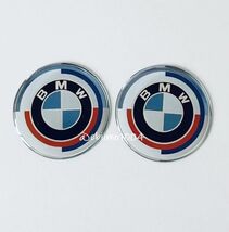 BMW 50周年 Mエンブレムステッカー エポキシ シール バイク 車 燃料タンク ウインドウ 内装 ドレスアップ Mカラー 30mm 2枚_画像2
