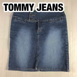 TOMMY JEANS