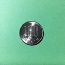 ★100円白銅貨（昭和47年）★ ～未使用です～_画像1