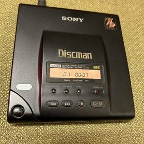 SONY ソニー Discman ディスクマン D-303 完動品 CDプレイヤー コンパクトプレイヤーの画像3