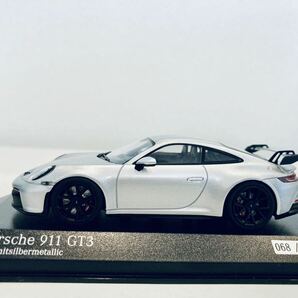 【送料無料】1/43 Minichamps Porsche ポルシェ 911 (992) GT3 2020 Silver with Black wheelsの画像5
