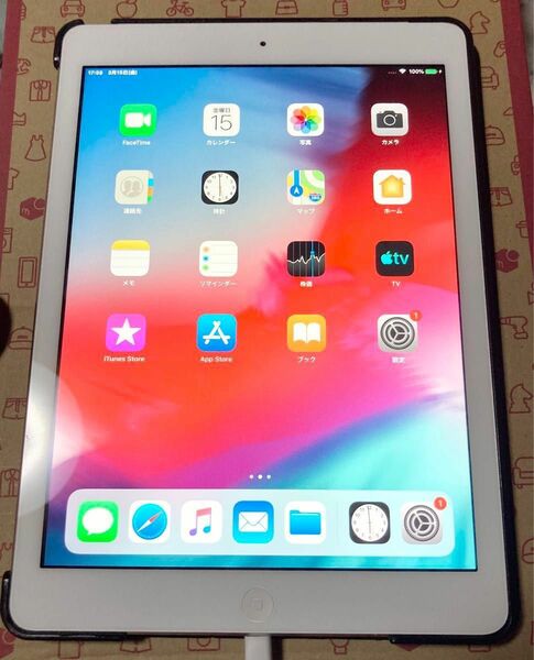 Apple iPad Air 第一世代 9.7インチ Wi-Fi＋Cellularモデル　16gb docomoドコモ