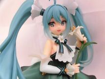 27 送60サ 0307$B03 39の日記念くじ B賞 フィギュア 初音ミク 破損有 箱無し ジャンク品_画像2