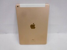 50 送60サ 0403$D10 正規 Apple docomo iPad Air2 Cellular 32GB ゴールド MNVR2J/A インターネット利用制限〇 中古品_画像2