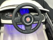 電動乗用玩具 FIAT500 動作確認済 リモコン未チェック バッテリー現状 ネジ1本代用品 ACBF 中古品_画像4