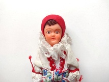 ●○東ドイツ製 アリドール 民族衣装の女性 赤ずきん○●DDR GDRレトロビンテージアンティークヴィンテージインテリアドールハウス TO158_画像4