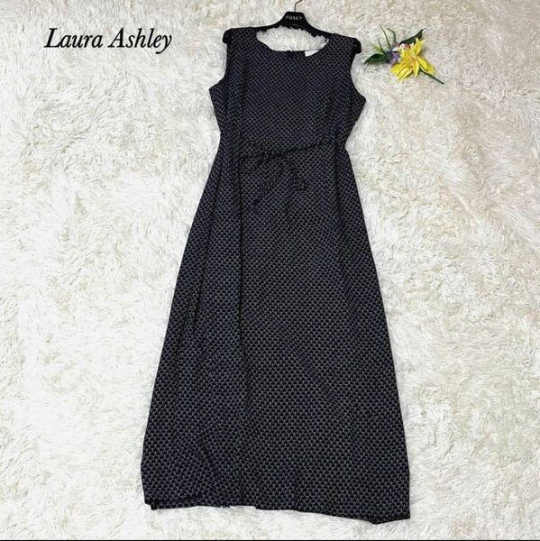 Laura Ashley ローラアシュレイ　マキシ丈ワンピース　ロング　総柄　ベルト　Aライン　ノースリーブ　スリット　春夏