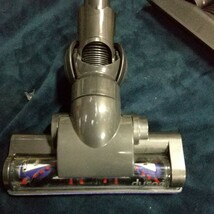 y032511t dyson DC35 サイクロン式コードレスクリーナー 掃除機_画像8