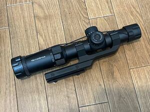 VECTOR OPTICS SCOC-03II FORESTER 1-5x24 GEN2 ライフルスコープ 純正マウント付属