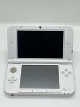 送料無料　Nintendo 3DS LL 本体 モンスターハンター4スペシャルパック アイルーホワイト 本体のみ　充電器付き_画像4
